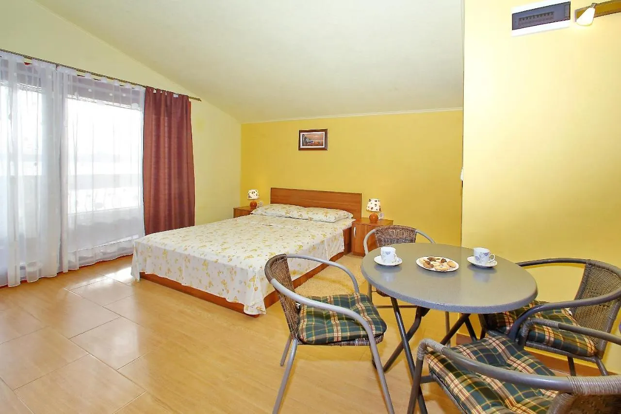Apartmani Gordana Bibinje 0*,